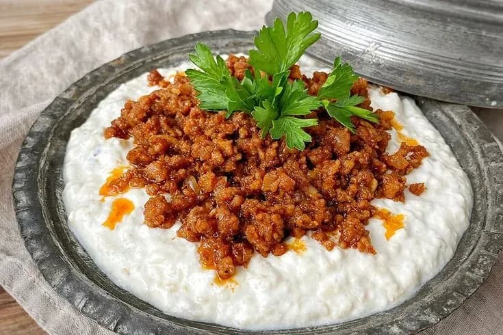 علی نازیک