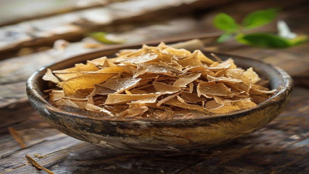 لیمو عمانی؛ خواص، تشخیص نمونهٔ اصل و روش درست مصرف و نگهداری