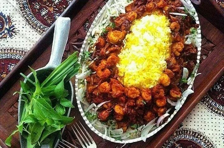 طرز تهیه دوپیازه میگو بوشهری اصیل؛ طعم پرشور جنوب در آشپزخانه شما