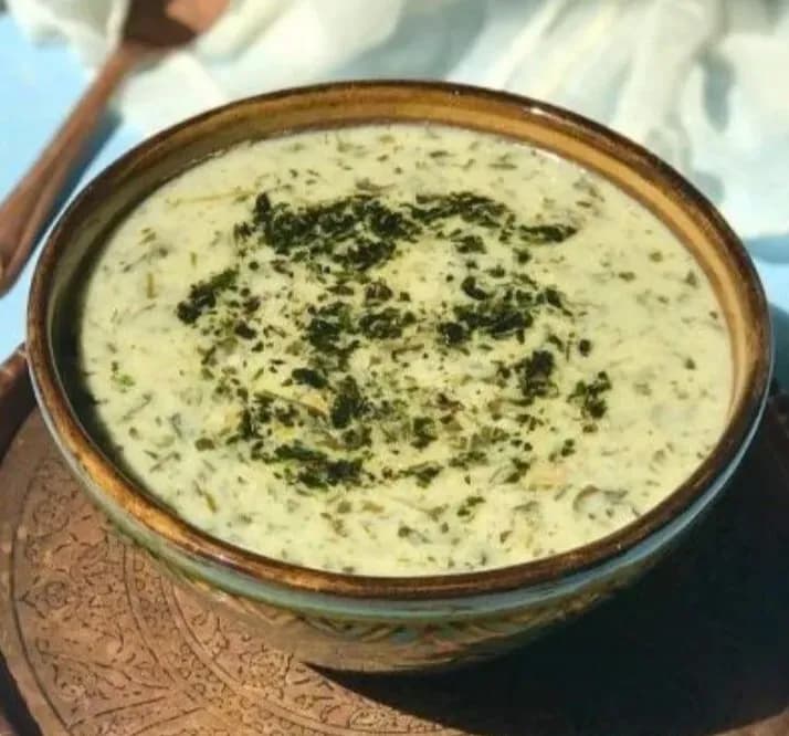 آش دوغ خوشطعم