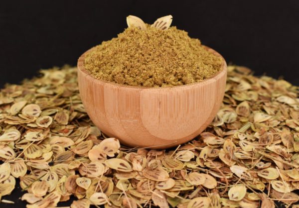 پودر گلپر معطر و با کیفیت، مناسب برای طعم‌دهی به انواع غذاها و ترشی‌ها