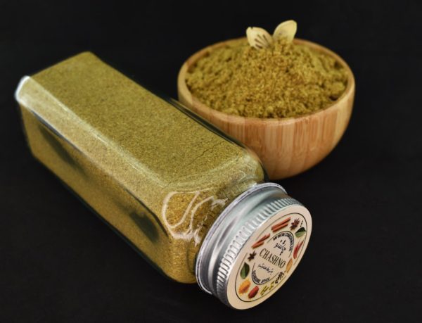 پودر گلپر معطر و با کیفیت، مناسب برای طعم‌دهی به انواع غذاها و ترشی‌ها